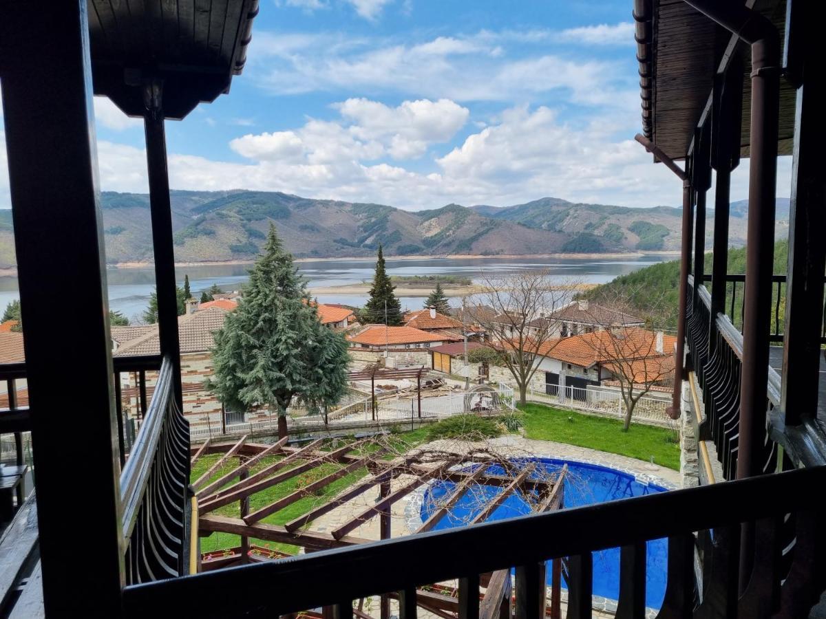 Trifon Zarezan Family Hotel Glavatartsi Luaran gambar