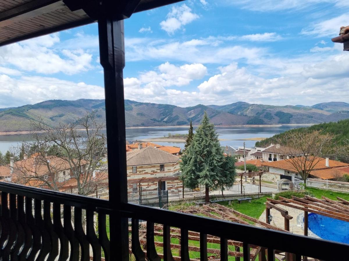Trifon Zarezan Family Hotel Glavatartsi Luaran gambar