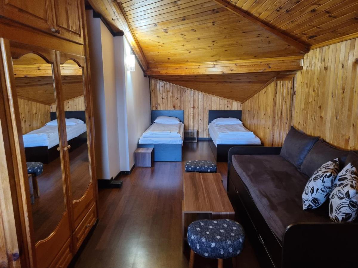 Trifon Zarezan Family Hotel Glavatartsi Luaran gambar